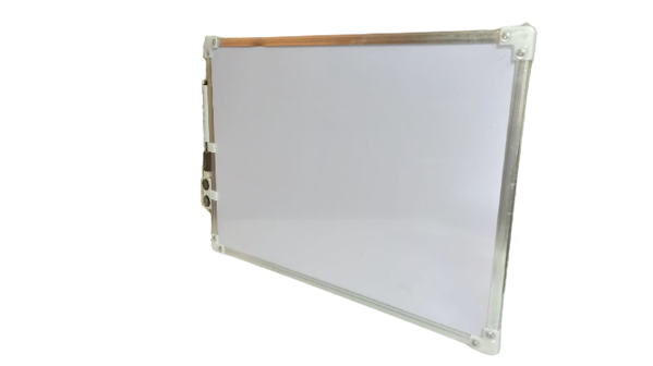 Imagen de PIZARRA BLANCA BORDE ALUMINIO 25X35